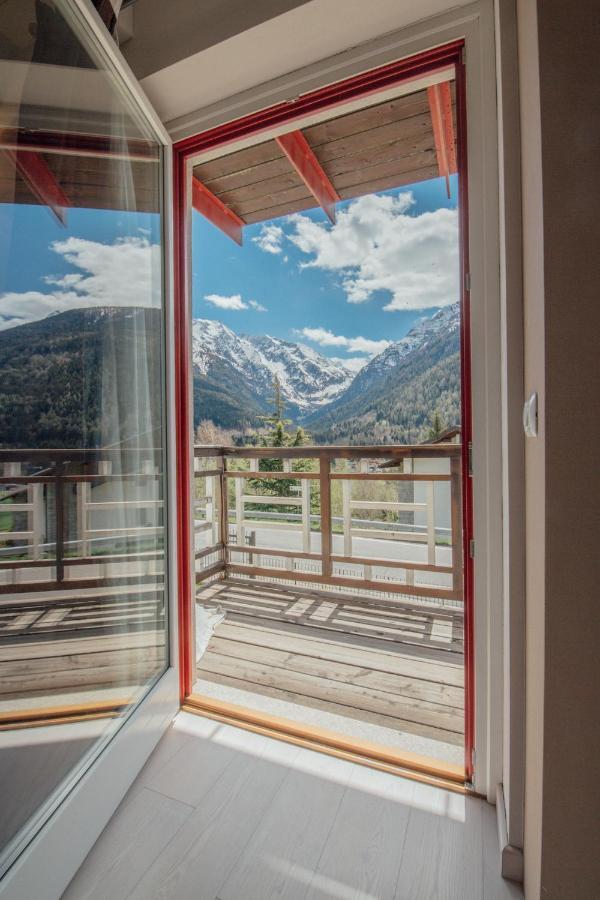 Apartament Bilocale Bella Vista Temù Zewnętrze zdjęcie